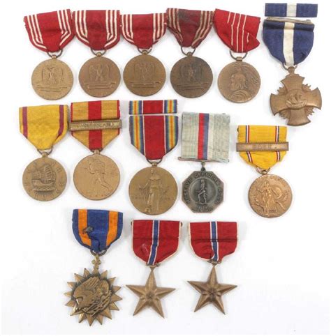 Wwii Us Army Valor And Service Medal Lot Of 14