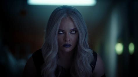 the flash killer frost caitlin snow image abyss