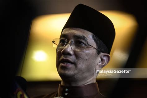 Rafizi ramli ( pkr ). RMK-12 digubal berasaskan tiga dimensi