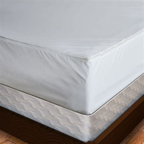 In the event that bed bugs do manage to infest other areas of the room, such as the bed frame, the encasement protects the mattress and gives the bugs one less place to hide. Premium Bed Bug Proof Mattress Cover | ShopBedding.com