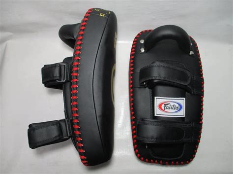 Fairtex Kplc5 Curved Thai Pads Microfiber Lightweight Sports