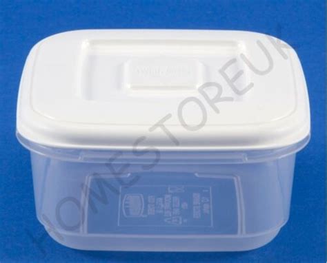 Whitefurze Square Plastic Food Tub Storer Storage Container Cake Lunch