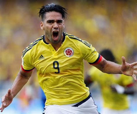 En este anexo se lleva a cabo el registro las transferencias jugadores la categoría primera a colombiana para el torneo finalización 2011, con su fuente. El fútbol colombiano es el cuarto que más jugadores ...