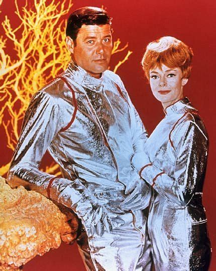 Lost In Space 1965 68 Guy Williams As John Robinson June Lockhart As Maureen Robinson Space