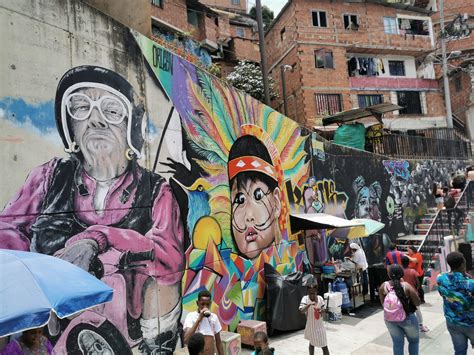 La Comuna 13 Un Gueto Transformado Gracias Al Grafiti Qué Hacer En