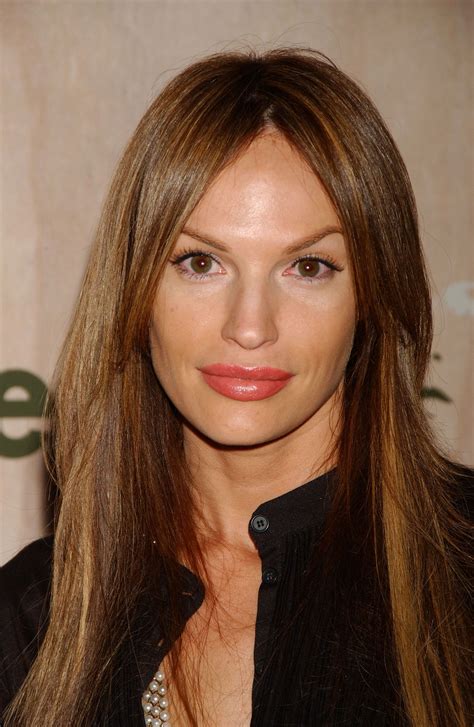 Age 46) is best known in the star trek universe for her role as vulcan science officer t'pol on star trek: Star Trek: Enterprise Jolene Blalock as Subcommander T"Pol ...