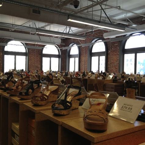 DSW Designer Shoe Warehouse (Now Closed) - Shoe Store in San Francisco