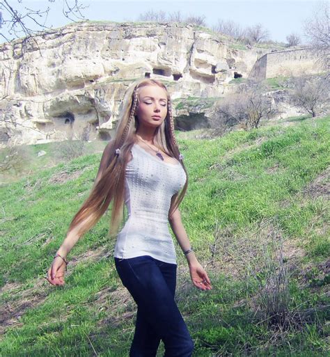 valeria lukyanova outra barbie girl russa do mundo real 55 fotos mdig