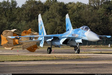 39 Ukrainian Air Force Sukhoi Su 27 Flanker Photo By Kris Van Images