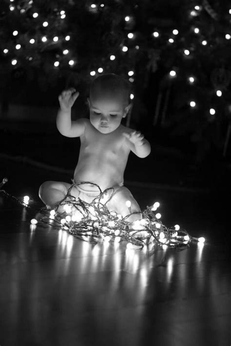 Baby Christmas Lights Photo Shot With Canon Ef 85mm Iso Of 400 Exp Comp