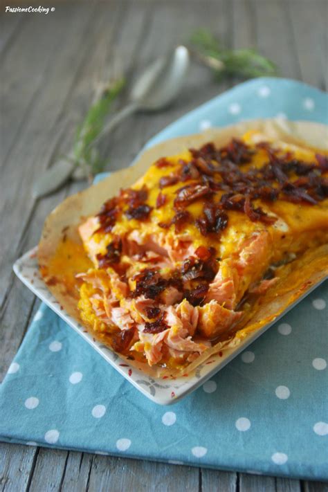 Salmone al cartoccio… adoro il pesce e in particolare il salmone. Filetto di salmone al cartoccio con salsa al mango ...
