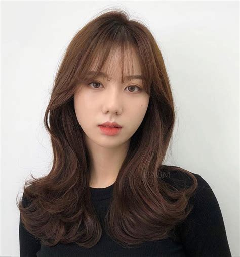 Pin By Elisabeth Lizz On Mặt Dài In 2020 Korean Hair Color Korean Long Hair Short Hair With