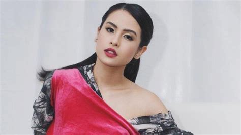 Biografi Maudy Ayunda Sketsa