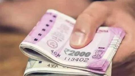 7th Pay Commission Salary Hike For Govt Employees Soon Da Fitment Factor Likely To Be Revised