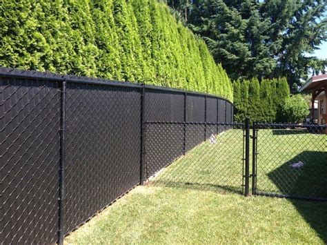51 Very Nice Fence Screening Design For Your Inspiration Garden
