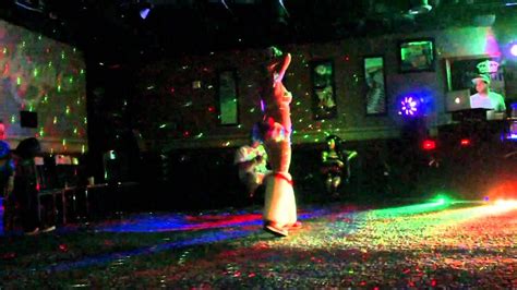 sexy girl rave dancing at hooligan s bar san antonio tx youtube