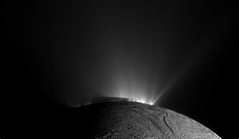 Plumes From Saturns Moon Enceladus Hint That It Could Support Life The New York Times