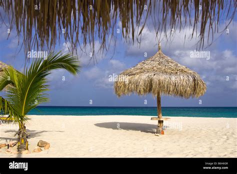 View From Under Palapa On Beach Aruba Stock Photo Alamy