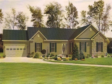 Southern Ranch Style House Plans Southern Front Porch Brick Ranch Home