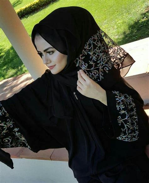 Pin By Miss Tweety On Hijaab Dpz Abaya Abayas Fashion Abaya Fashion