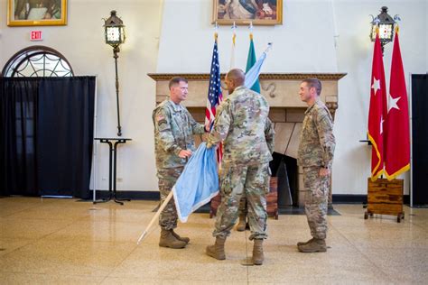 New Commandant Takes Responsibility Of Us Army Infantry School