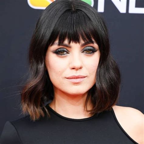 53 por medium length hairstyles with bangs in 2020. 25 Versatile Medium Hairstyles with Fringes | Hairdo Hairstyle