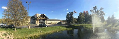 Wifi and parking are free, and this lodge also sorry, pets aren't allowed. Stone Mountain Pet Lodge