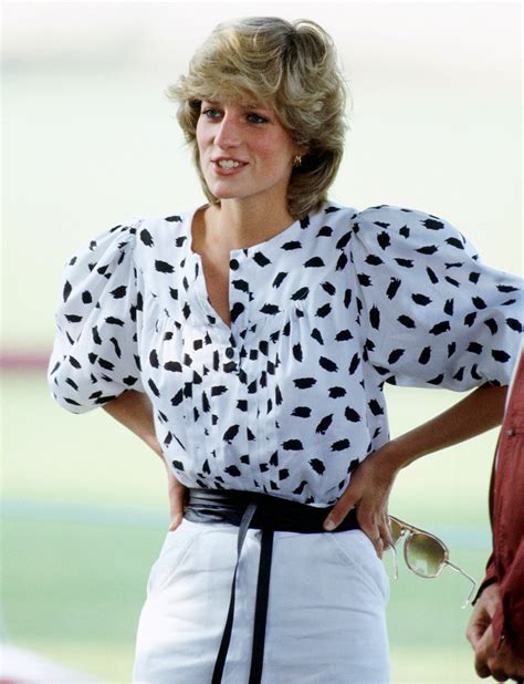 80s Fashion The 30 Most Iconic Looks Of The 80s Who What Wear