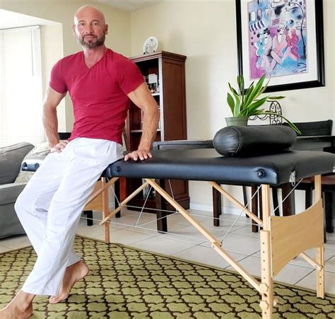At Home Massage By Sergio Massage Bodywork In Lauderdale By The Sea Fl Massagefinder