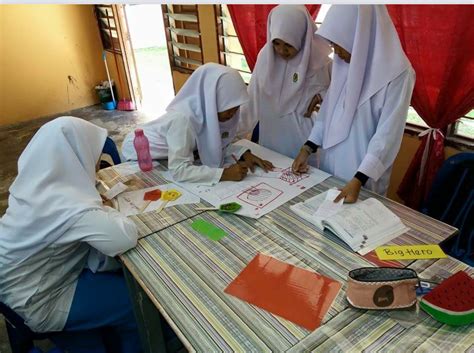 Terutama pada ranah komunikasi yang telah masuk ke sendi kehidupan, maka dari itu siswa diharuskan untuk bisa menguasai empat keterampilan. MOHD NIZAM BIN MAD TAHIR: Aktiviti Dan Bahan Pembelajaran ...