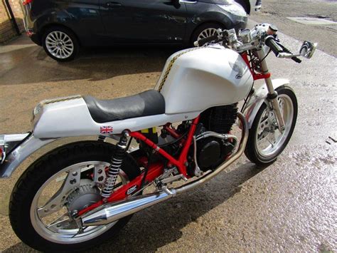 Honda pulled the house through the window in regard to pilots, as it climbed into the then six time world champion jim redman and mike hailwood, who had won four consecutive world 500 cc with mv agusta. 1985 HONDA XBR 500cc CLEAN BIKE. For Sale | Car And ...