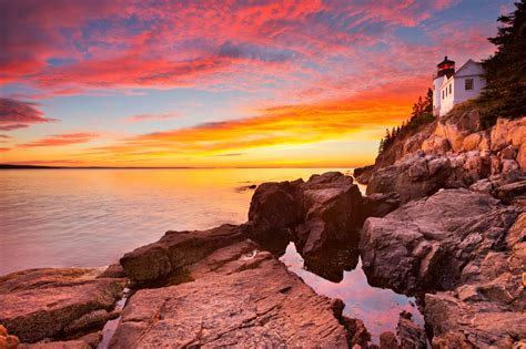 6 Must-See Places to Visit in New England | Paris Farmers Union
