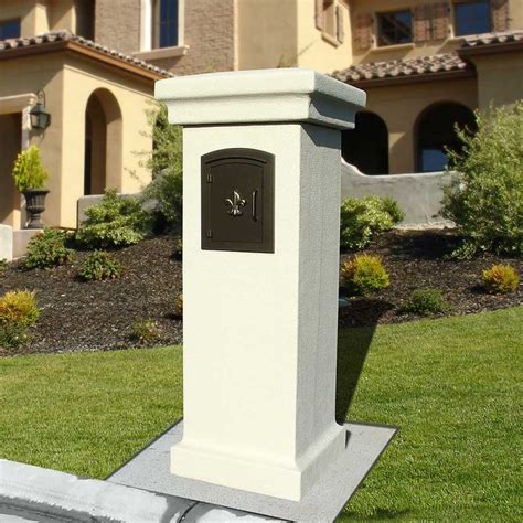 Black and white mailbox post with planter box. 9 best Stucco mailbox images on Pinterest | Columns, Mail ...
