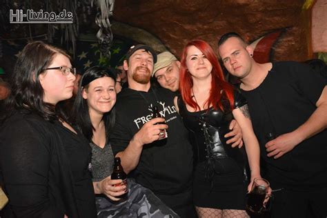 Prix et avis des visiteurs sur les plats. 16-04-23 Gothic Electronic Transmission Old Inn - Hi-Living