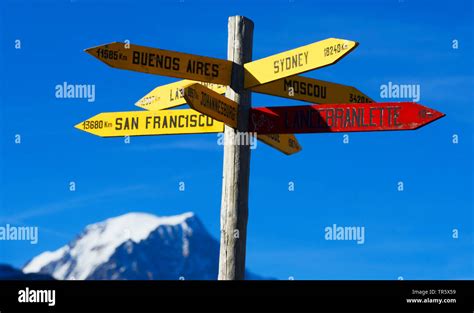 Direction Signs To Different Metropolis Hi Res Stock Photography And