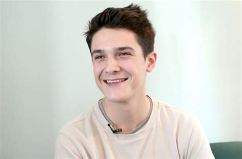 Valentin brunel, better known as kungs is a 19 year old french producer and dj, born in toulon, france. Interview du DJ Kungs