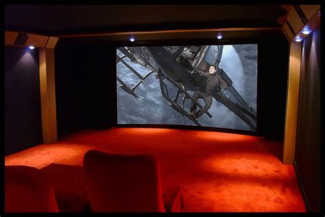 Salle de cinéma privée | Salle de cinema, Cinéma, Ecran projection