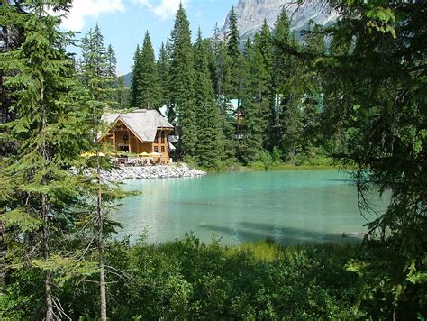 Emerald Lake British Columbia Wikipedia