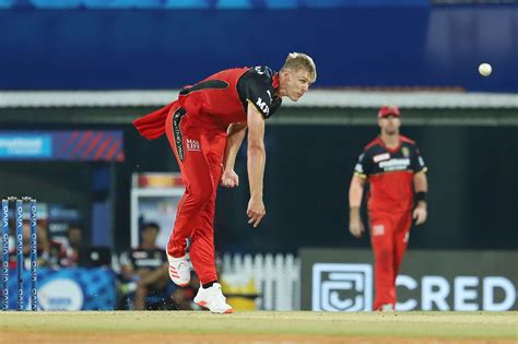 Royal challengers bangalore skipper virat kohli won the toss and elected to bowl against punjab kings in their indian premier league (ipl) match in ahmedabad on friday. IPL 2021: Kyle Jamieson Keen To 'Upgrade' His Batting