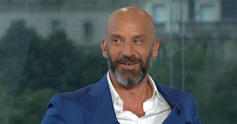 Those born under the zodiac sign cancer need to be needed. Gianluca Vialli reveals what Italy's defence call ...