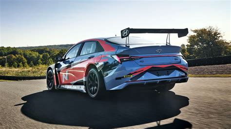 현대 엘란트라) or hyundai avante (korean: Hyundai Elantra N TCR Racer Is Here, Will Reach Customer ...