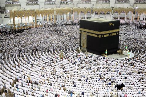 أقدم تسجيل صوتي لآذان المسجد الحرام بمكة في السعوديةمنذ أكثر من 138