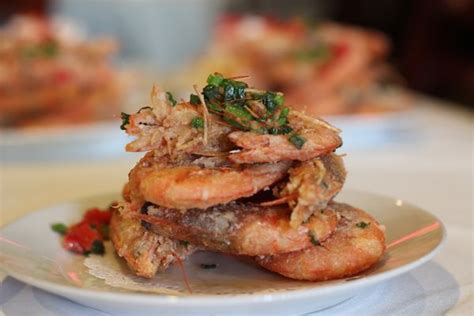Come join us for the freshest sushi and mouthwatering chinese and japanese delights from our master chefs. Chengdu 23: Wayne, NJ - tommy:eats