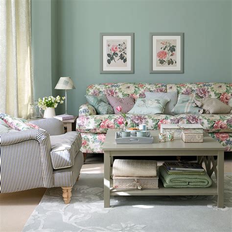 Jul 07, 2021 · the entire scheme of this charming living room in a big sky, montana condo stemmed from the owner's love of pierre frey's floral linen, mortefontaine. Green living room ideas for soothing, sophisticated spaces