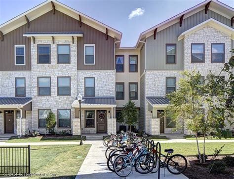 U Centre At Northgate Apartments In College Station Texas