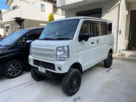 Suzuki Every Kei Van With The Lift Rbattlecars
