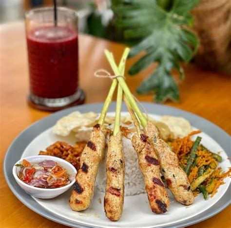 49+ Harga Menu Jardin Cafe Bandung | Insende
