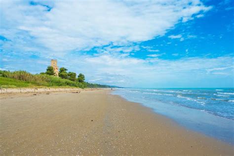 Lincantevole Spiaggia Abruzzese Di Silvi Marina Perla Delladriatico