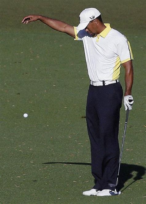 tiger s illegal drop shocks the masters links life golf