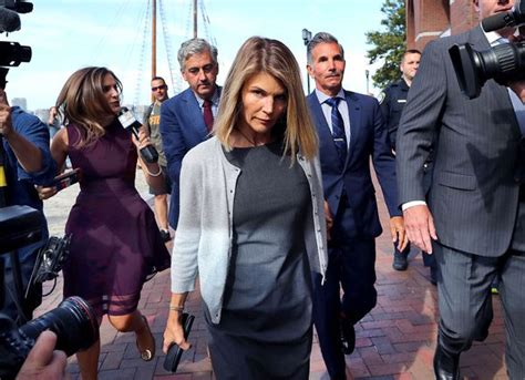 Prosecutors Say Lori Loughlin Fully Complicit In College Admissions Plot Deserves Two Months